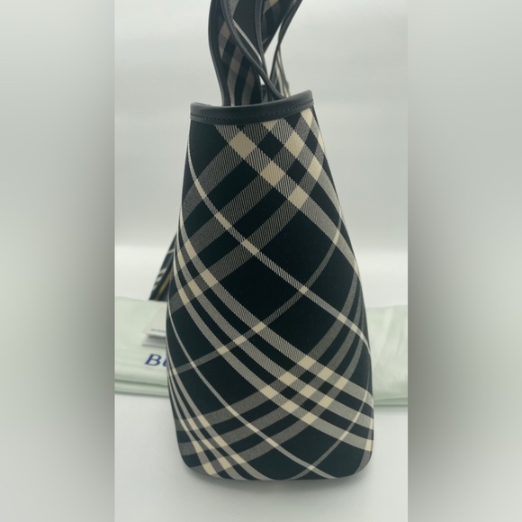 NEW! BURBERRY Medium 2pc Black Check Plaid Tote Bag Authentic NWT! - Picture 9 of 16